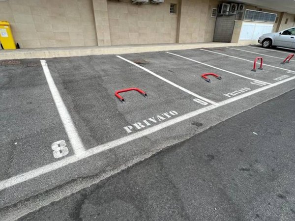box auto in vendita a Ladispoli