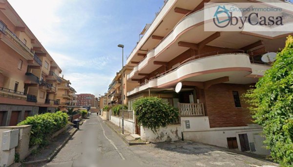 box auto in vendita a Ladispoli