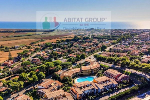 appartamento in vendita a Ladispoli in zona Marina di San Nicola