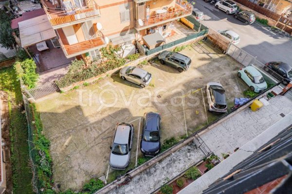 box auto in vendita a Ladispoli