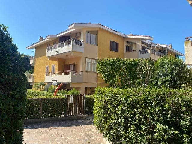 appartamento in vendita a Ladispoli in zona Marina di San Nicola