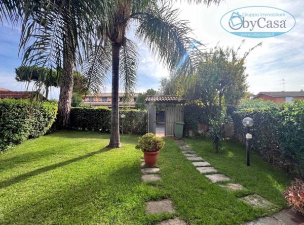 casa indipendente in vendita a Ladispoli in zona Marina di San Nicola
