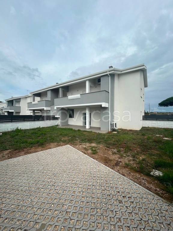 appartamento in vendita a Ladispoli in zona Monteroni