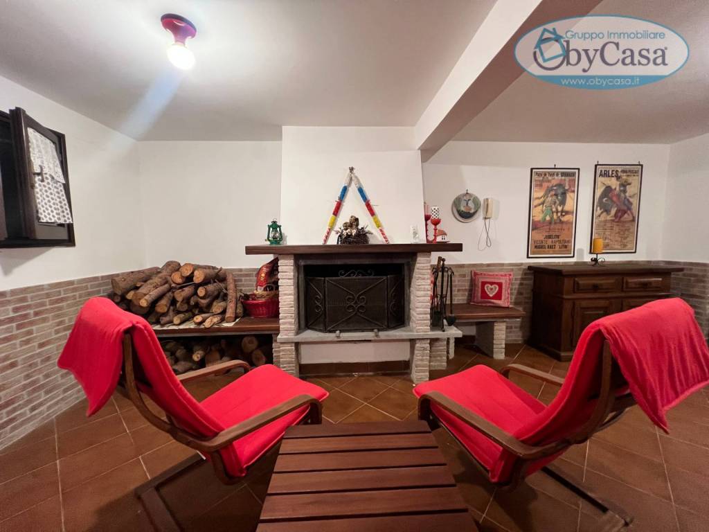casa indipendente in vendita a Ladispoli in zona Marina di San Nicola