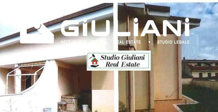 casa indipendente in vendita ad Ardea in zona Lido dei Pini