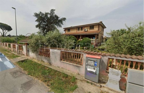 casa indipendente in vendita ad Ardea in zona Banditella