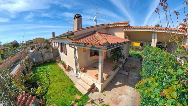 casa indipendente in vendita ad Ardea in zona Nuova Florida