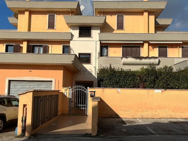 appartamento in vendita ad Ardea