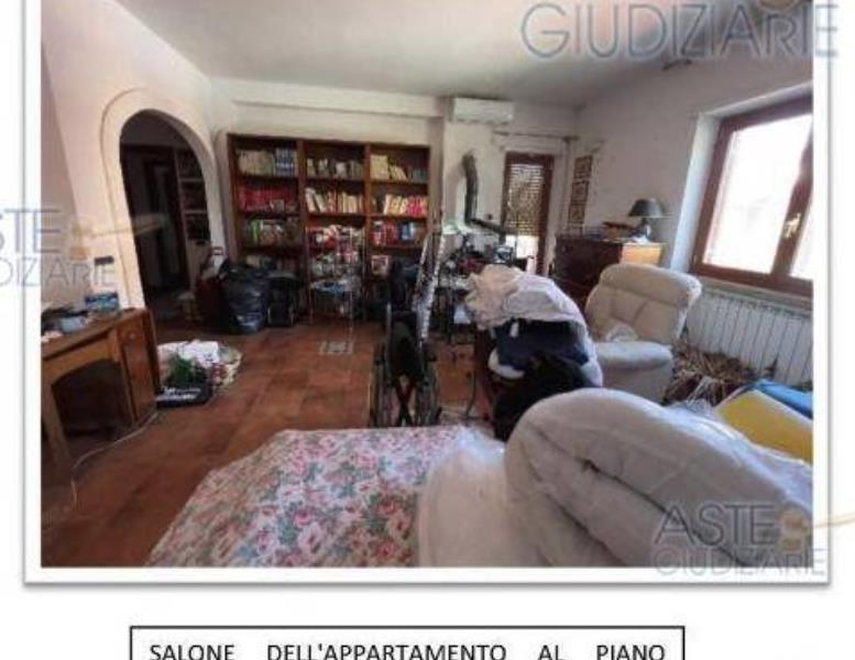 villa in vendita ad Ardea in zona Marina di Ardea