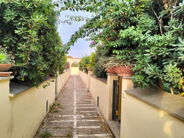 casa indipendente in vendita ad Ardea