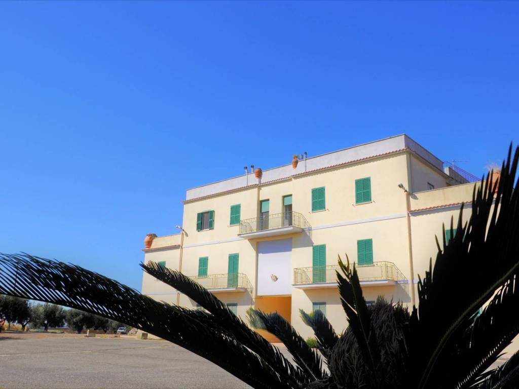 casa indipendente in vendita ad Ardea in zona Castagnetta