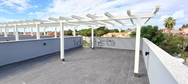 appartamento in vendita ad Ardea in zona Nuova Florida