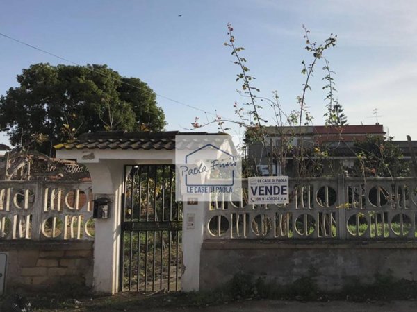 casa indipendente in vendita ad Ardea in zona Nuova Florida