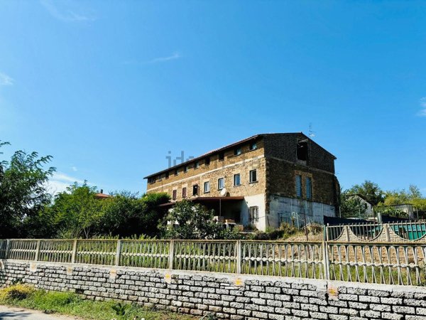 casa indipendente in vendita ad Ardea in zona Banditella