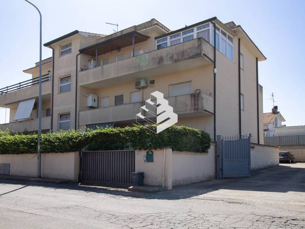 appartamento in vendita ad Ardea in zona Banditella
