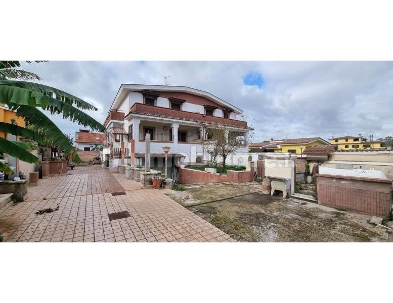 casa indipendente in vendita ad Ardea in zona Nuova Florida