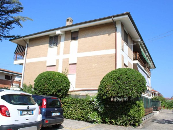 appartamento in vendita ad Ardea in zona Marina di Ardea