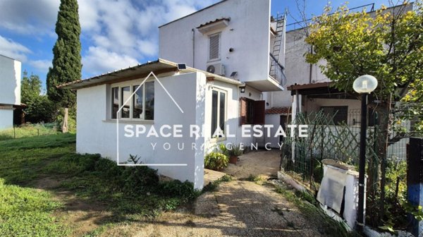 casa indipendente in vendita ad Ardea in zona Marina di Ardea