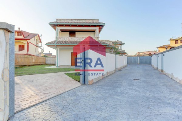casa indipendente in vendita ad Ardea in zona Nuova Florida