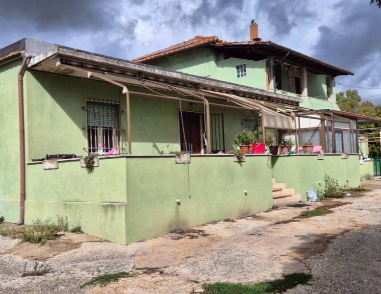 casa indipendente in vendita ad Ardea