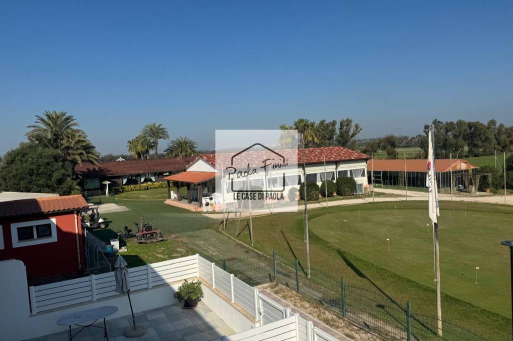 casa indipendente in vendita ad Ardea in zona Marina di Ardea