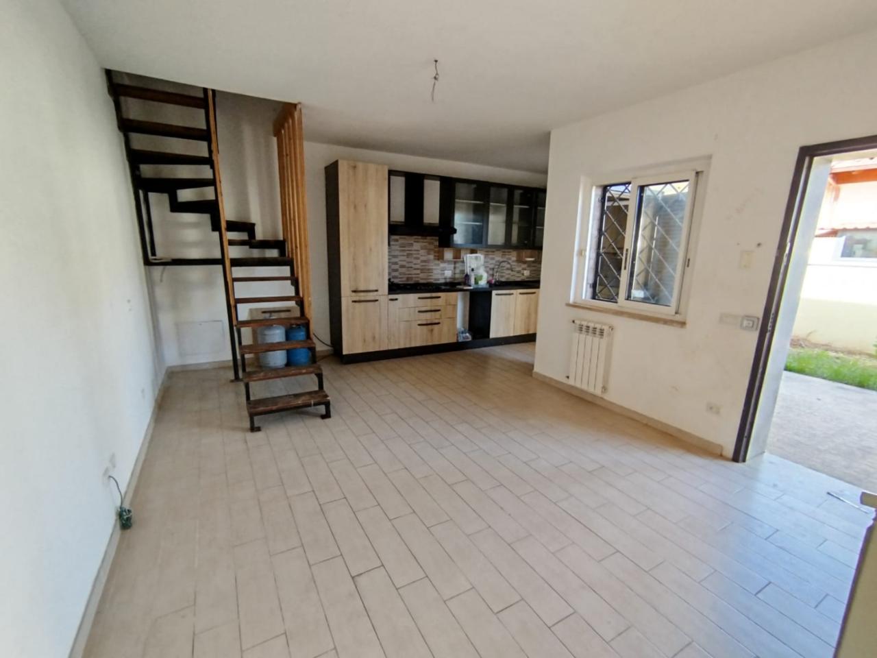 casa indipendente in vendita ad Ardea