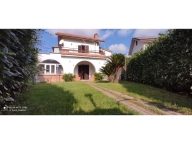 casa indipendente in vendita ad Ardea in zona Nuova Florida