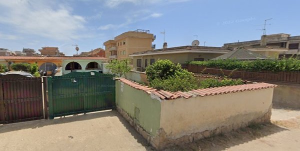 casa indipendente in vendita ad Ardea in zona Marina di Ardea