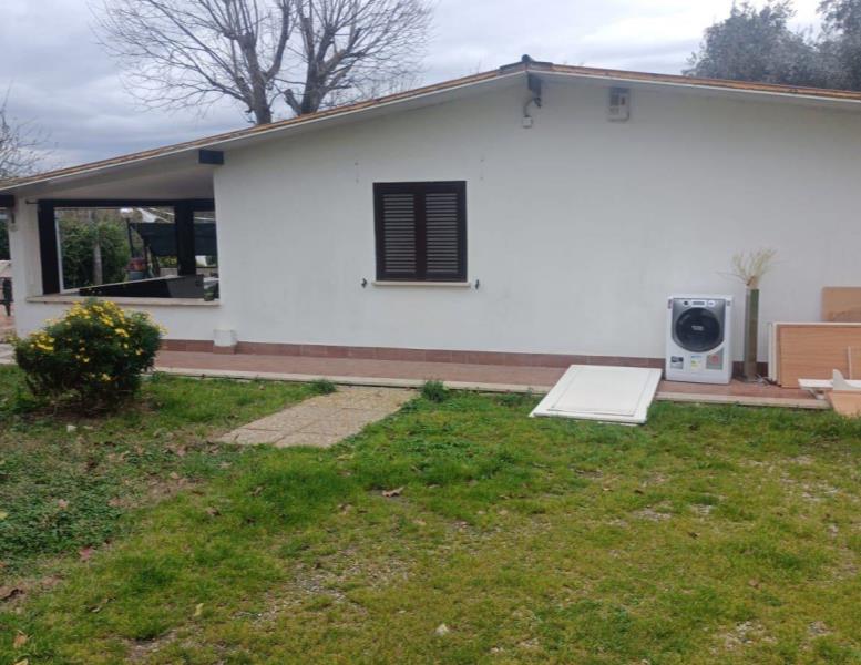 casa indipendente in vendita ad Ardea