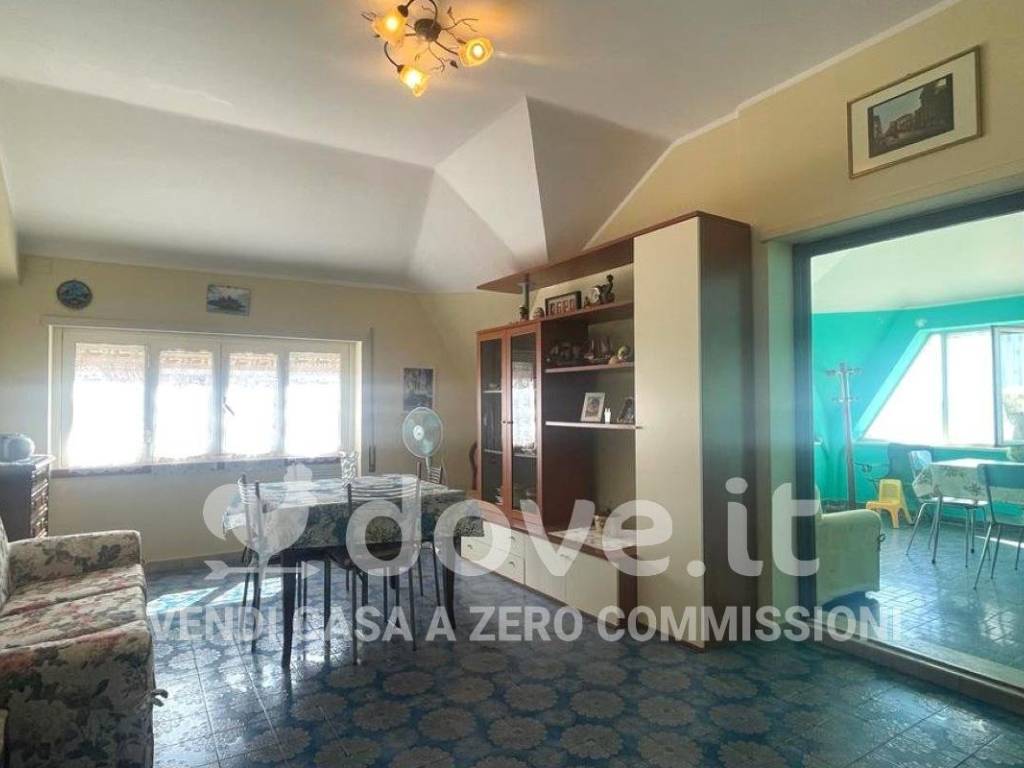 appartamento in vendita ad Ardea in zona Marina di Ardea