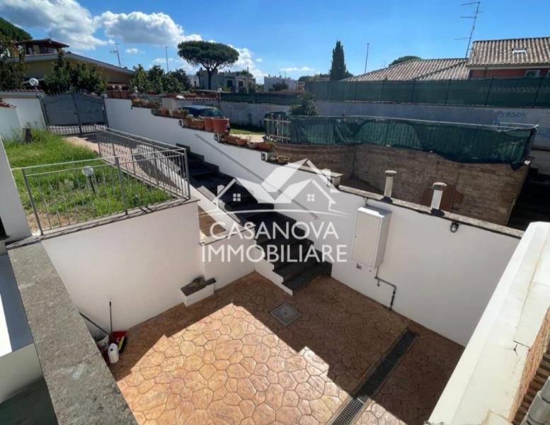 casa indipendente in vendita ad Ardea