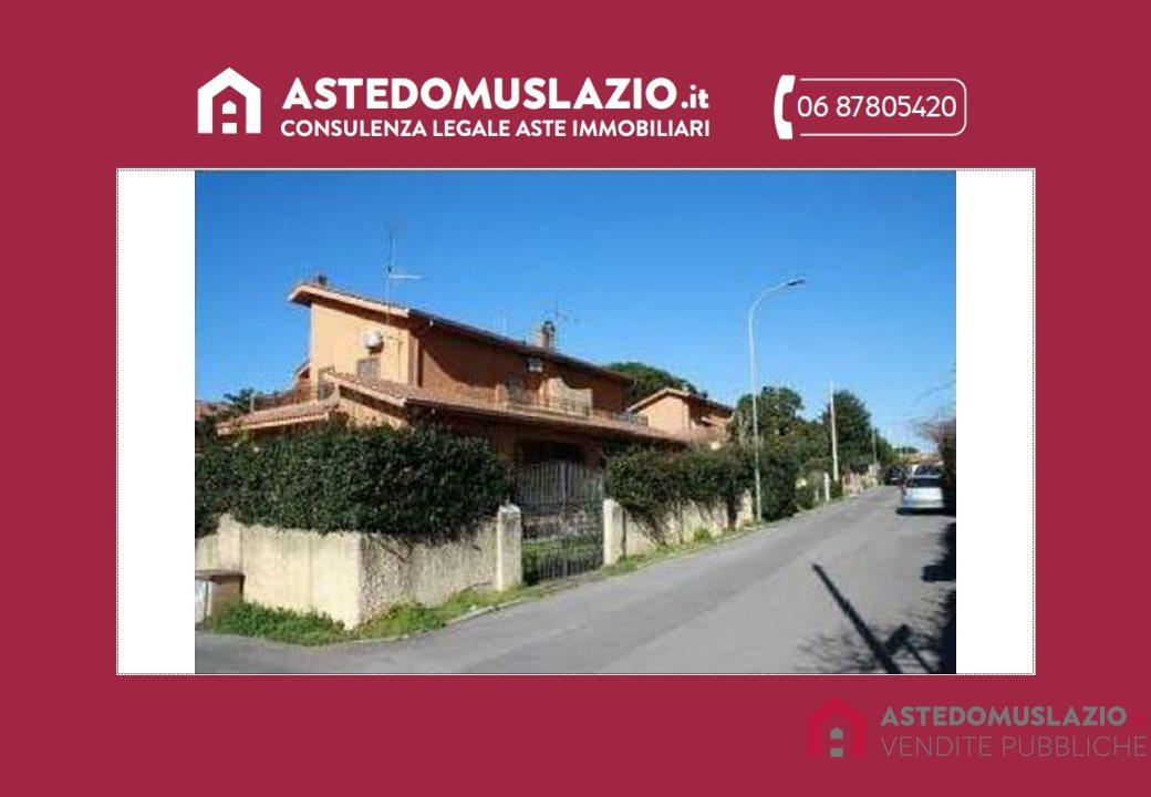 appartamento in vendita ad Ardea in zona Colle Romito