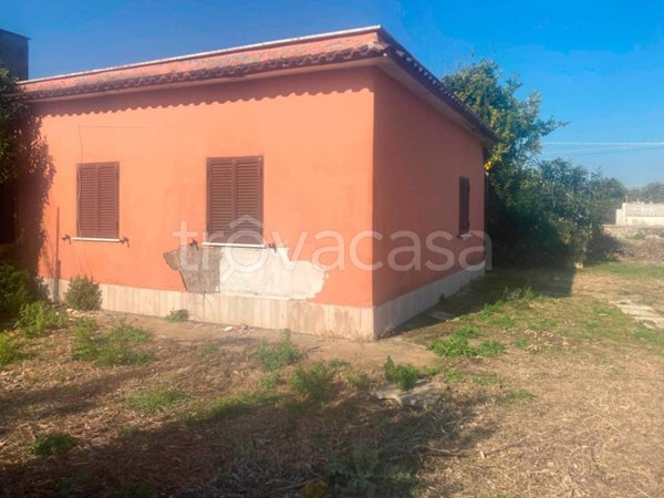 appartamento in vendita ad Ardea in zona Marina di Ardea