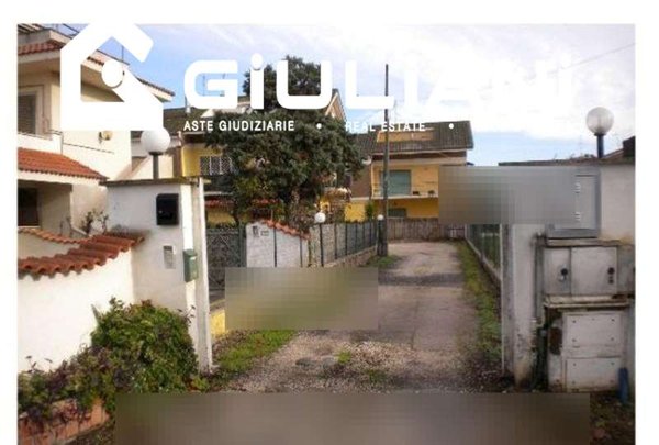 appartamento in vendita ad Ardea in zona Marina di Ardea