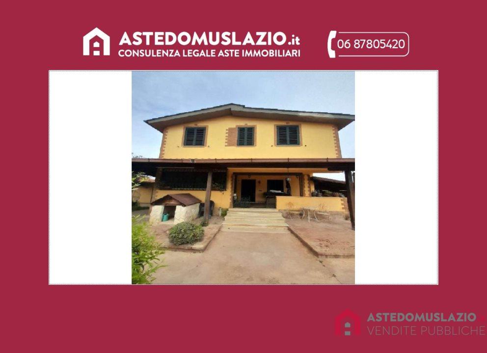 casa indipendente in vendita ad Ardea in zona Marina di Ardea