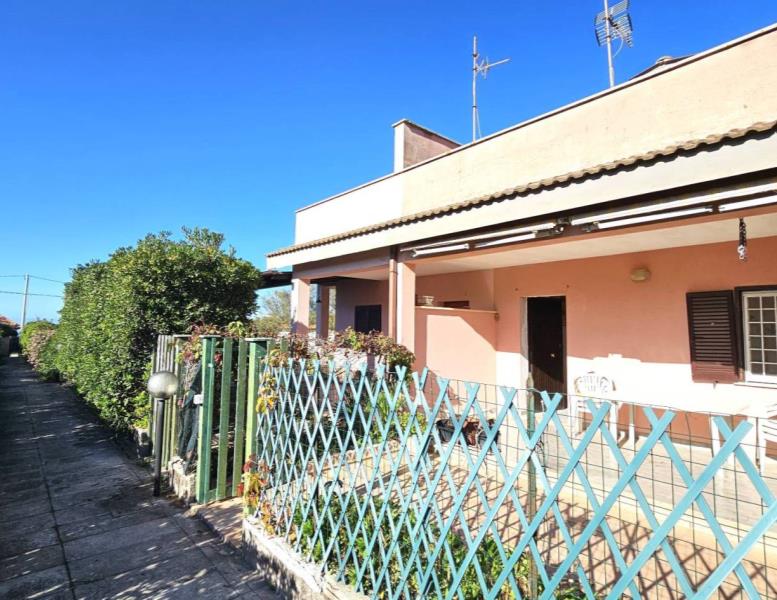 casa indipendente in vendita ad Ardea