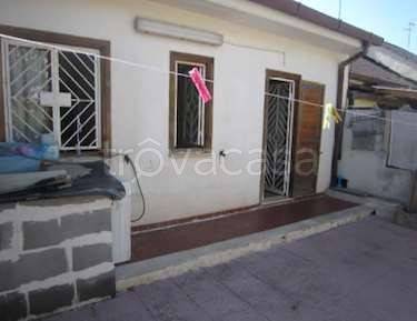 casa indipendente in vendita ad Ardea in zona Colle Romito