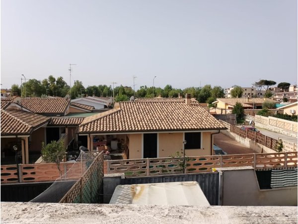 casa indipendente in vendita ad Ardea