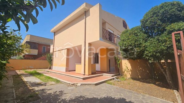 appartamento in vendita ad Ardea in zona Nuova California