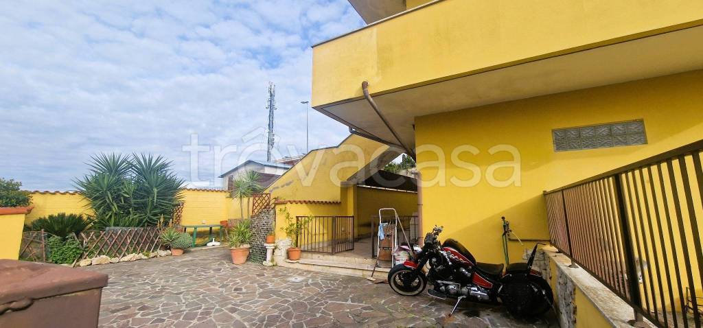 appartamento in vendita ad Ardea in zona Montagnano