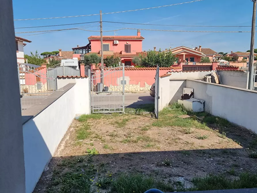 appartamento in vendita ad Ardea in zona Nuova Florida