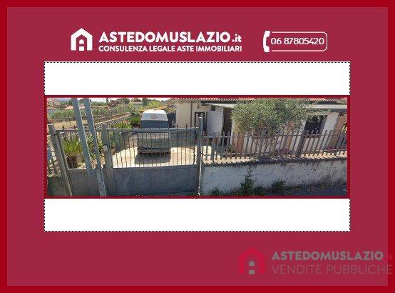appartamento in vendita ad Ardea in zona Villaggio Ardeatino