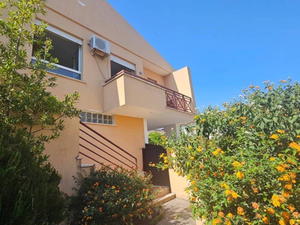 appartamento in vendita ad Ardea in zona Marina di Ardea