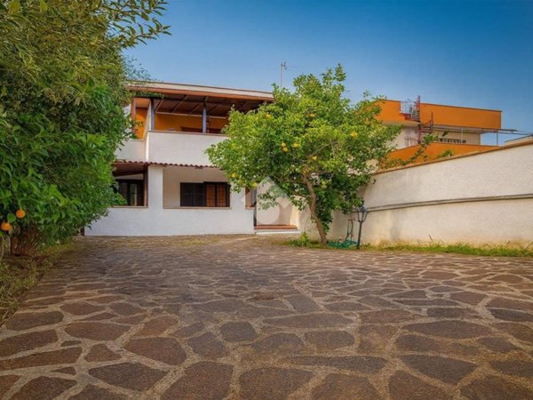 appartamento in vendita ad Ardea in zona Lido dei Pini