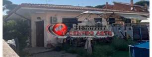 casa indipendente in vendita ad Ardea in zona Colle Romito