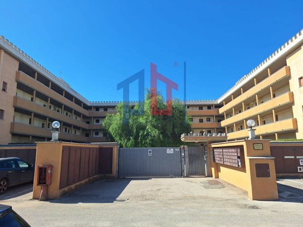 appartamento in vendita ad Ardea in zona Marina di Ardea