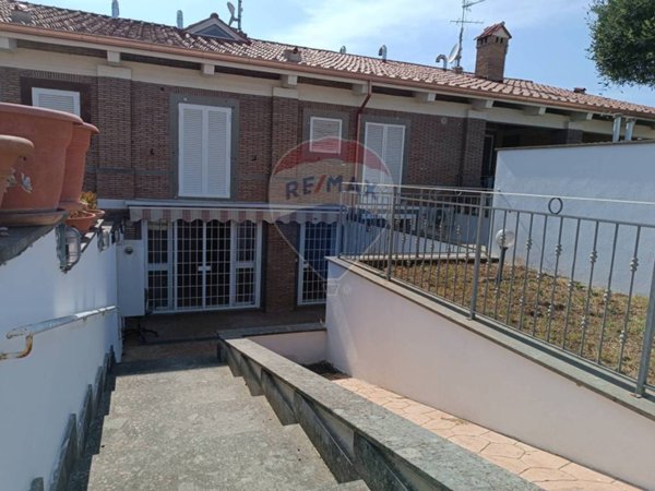 casa indipendente in vendita ad Ardea in zona Marina di Ardea