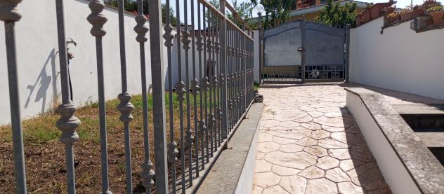 casa indipendente in vendita ad Ardea in zona Nuova California