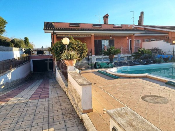 casa indipendente in vendita ad Ardea in zona Nuova Florida