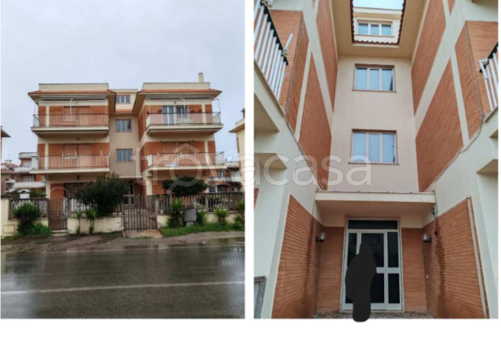 appartamento in vendita ad Ardea in zona Marina di Ardea